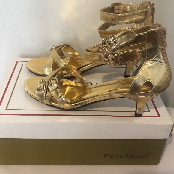 Pierre Dumas, size 7, gold shoes. - Picture 2 of 2